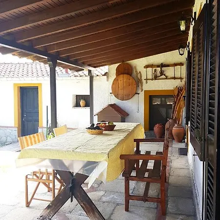 Rinas Valley View * Pteria