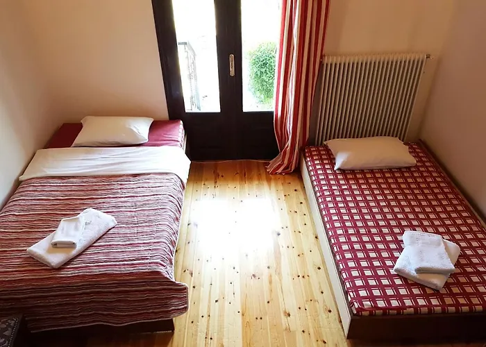 Rinas Valley View Pteria